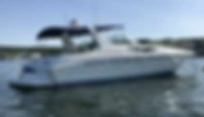 Sea Ray 400 Express Cruiser