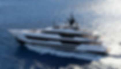 Custom Line Saetta 140'