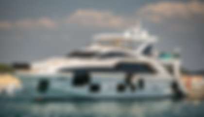 Similar For Sale Yacht: Azimut Grande 27M