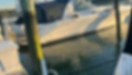 Sea Ray 400 Sundancer
                                         Gen 1