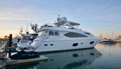 Sunseeker 88 Yacht
                                         Mk1