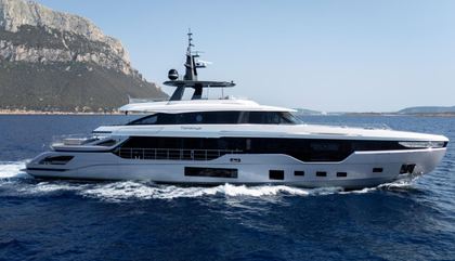 Azimut Grande Trideck Mk1, NONAME For Sale