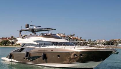 Marquis 630 Sport Yacht