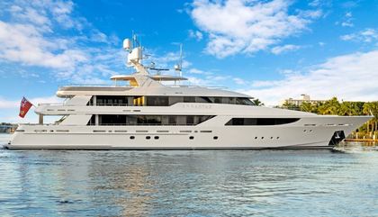 Similar For Sale Yacht: Westport 164