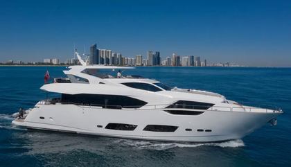 Similar For Sale Yacht: Sunseeker 95 Yacht