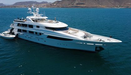 Similar For Sale Yacht: Westport 164