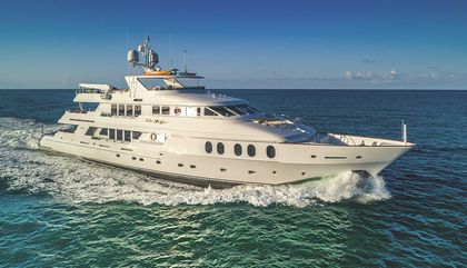 I LOVE THIS BOAT