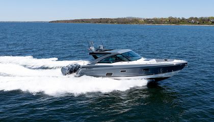 Formula 430 Super Sport Crossover