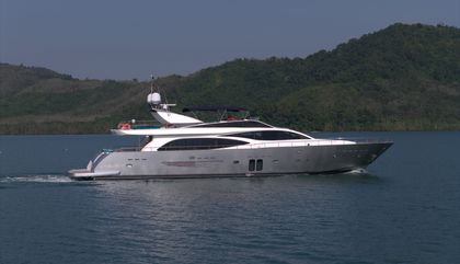 Similar For Sale Yacht: Couach 3000 FLY