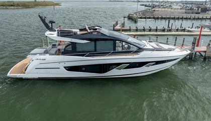 Sunseeker 65 Sport Yacht