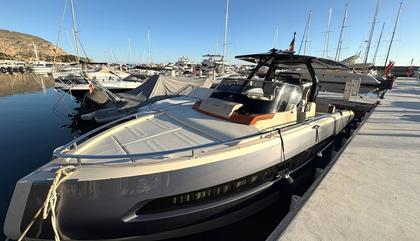 Invictus GT320, Invictus GT320 For Sale