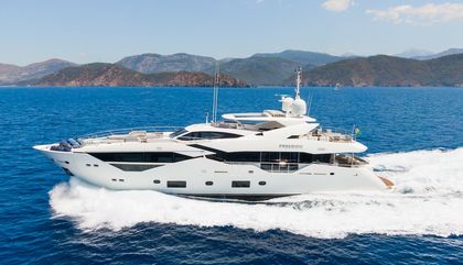 Similar For Sale Yacht: Sunseeker 116 Yacht