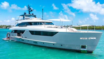 Similar For Sale Yacht: Sanlorenzo SD118