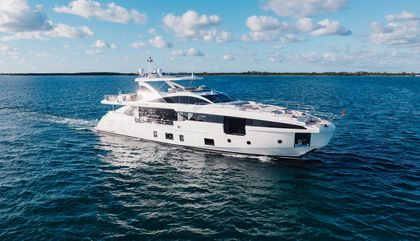 Similar For Sale Yacht: Azimut Grande 32M