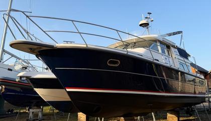 Nimbus 380 Commander, Nimbus 380 Commander For Sale