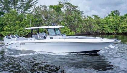 HCB Yachts 42 Lujo, HCB Yachts 42 Lujo For Sale