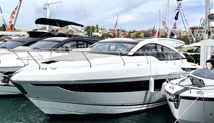 Similar For Sale Yacht: Fairline Targa 45 Open