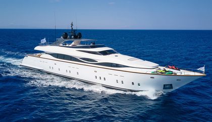 Similar For Sale Yacht: Maiora 39DP