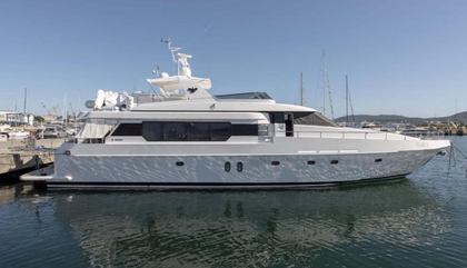 Similar For Sale Yacht: Falco