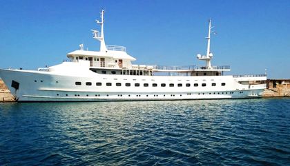 Similar For Sale Yacht: BLUE DAWN