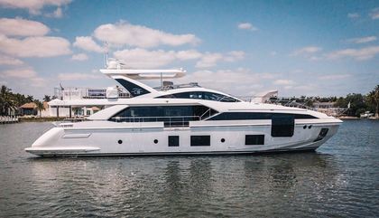 Similar For Sale Yacht: Azimut Grande 27M