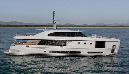 Similar For Sale Yacht: Azimut Magellano 30M