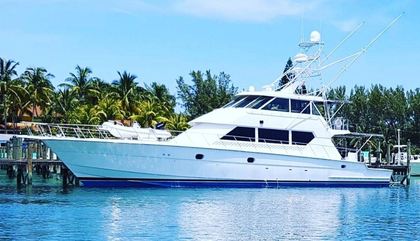 Similar For Sale Yacht: Hatteras 82 Convertible