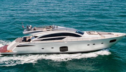 Similar For Sale Yacht: Pershing 82 VHP