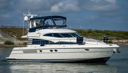 Fairline Squadron 52