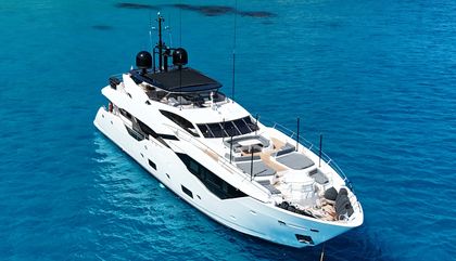 Similar For Sale Yacht: Sunseeker 116 Yacht