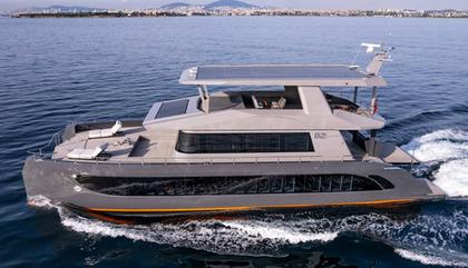 Similar For Sale Yacht: VisionF 82
