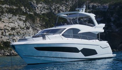 Similar For Sale Yacht: Sunseeker Manhattan 66
                                         Gen 2