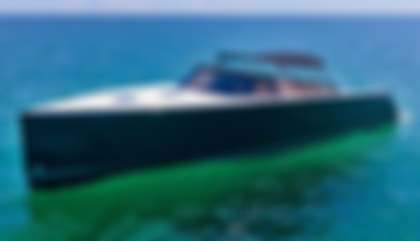 Custom built VanDutch Yacht