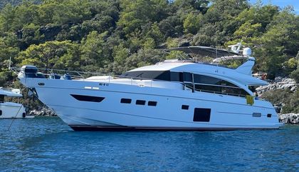 Similar For Sale Yacht: Princess Y82