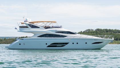 Similar For Sale Yacht: Dominator 780