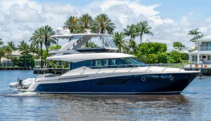 Tiara F53 Flybridge