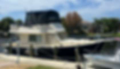 Mainship 34 Trawler