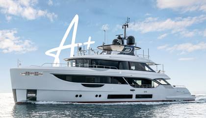 Similar For Sale Yacht: Benetti Oasis 34M