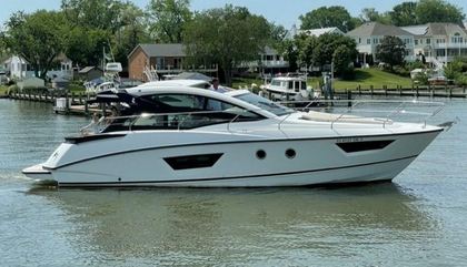 Beneteau Gran Turismo 40
                                         Mk1