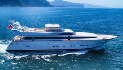 Similar For Sale Yacht: Akhir 110