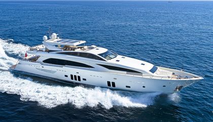 Similar For Sale Yacht: Couach 3700 FLY