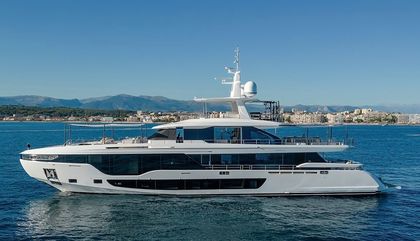 Similar For Sale Yacht: Azimut Grande 36M