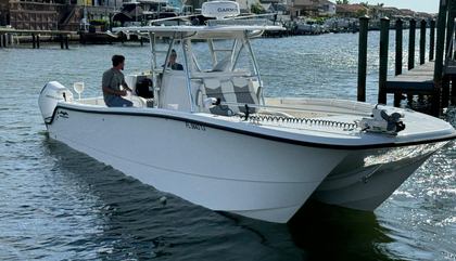 Invincible 33 Catamaran