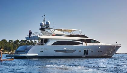 Similar For Sale Yacht: Couach 3000 FLY