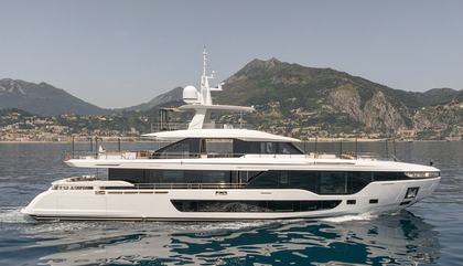 Similar For Sale Yacht: Azimut Grande 36M