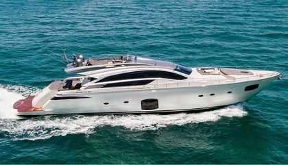 Similar For Sale Yacht: Pershing 82