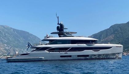 Benetti Oasis 40M