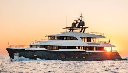 Similar For Sale Yacht: Moonen 122 Martinique