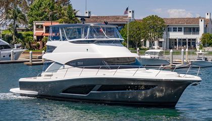 Riviera 46 Sport Motor Yacht