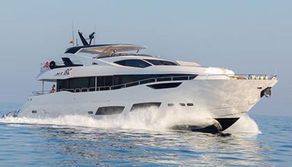 Sunseeker 95 Yacht